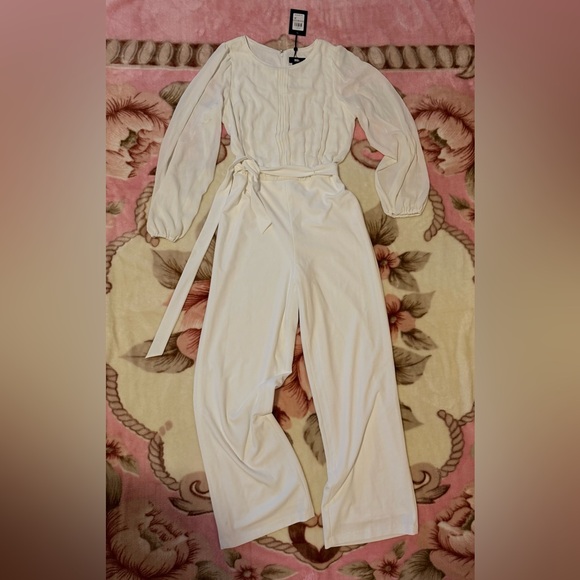 DKNY Pants - DKNY Cream Long Sleeve Wide Leg Belted Jumpsuit - Size 6